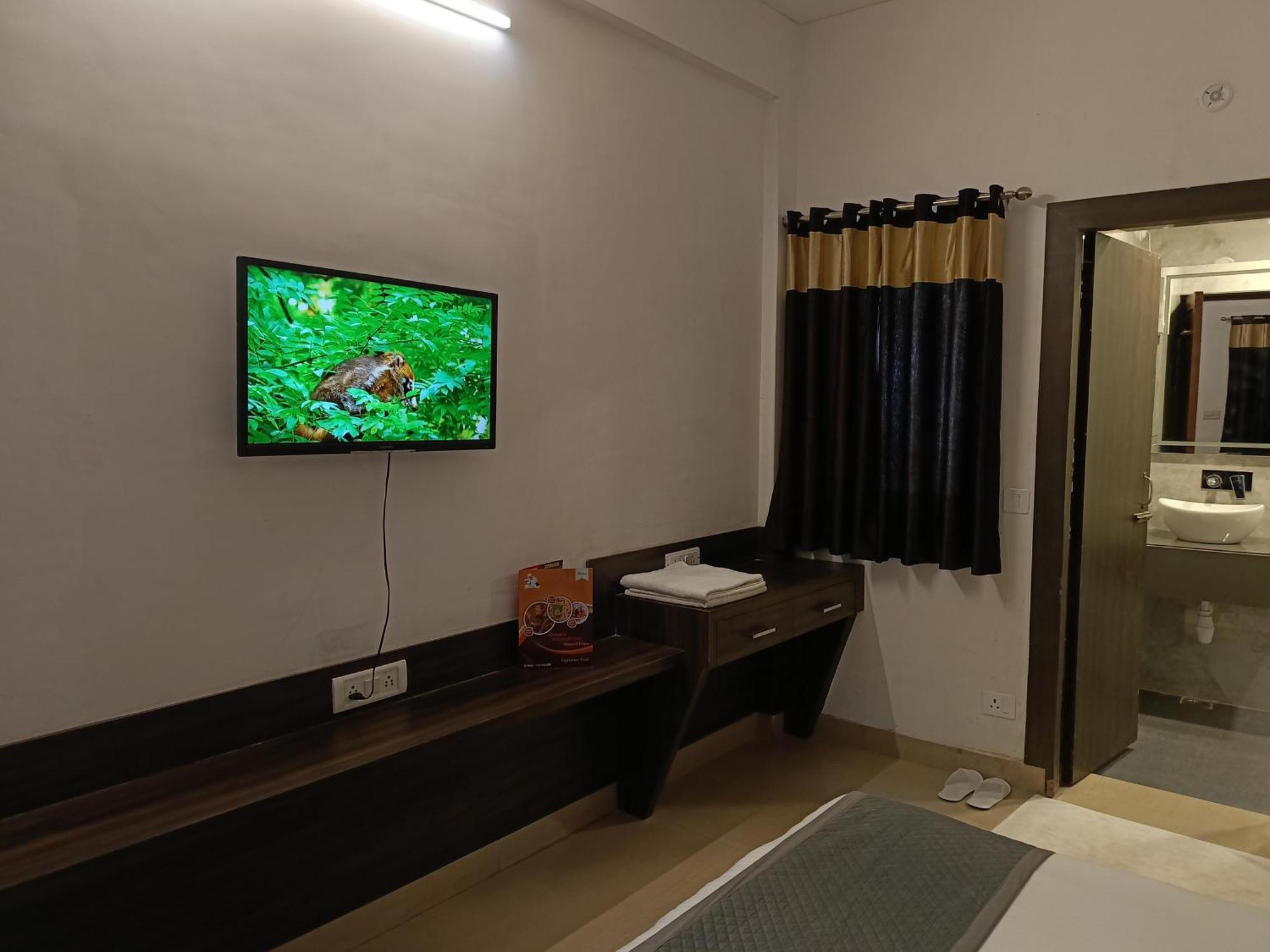 Hotel Shyam Palace India Agra Agra  Buitenkant foto